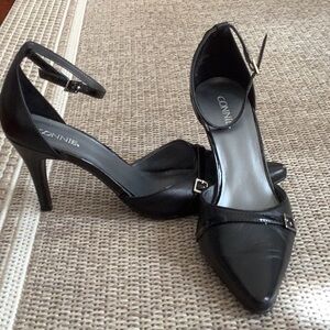 Women’s high heels, size 9, 3.5” heels